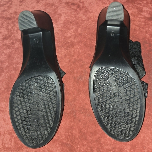 Bernie Mev Clarkie Silver and Black Woven Mules Comfort Slip-On Low Heel Size 38 - Picture 7 of 10